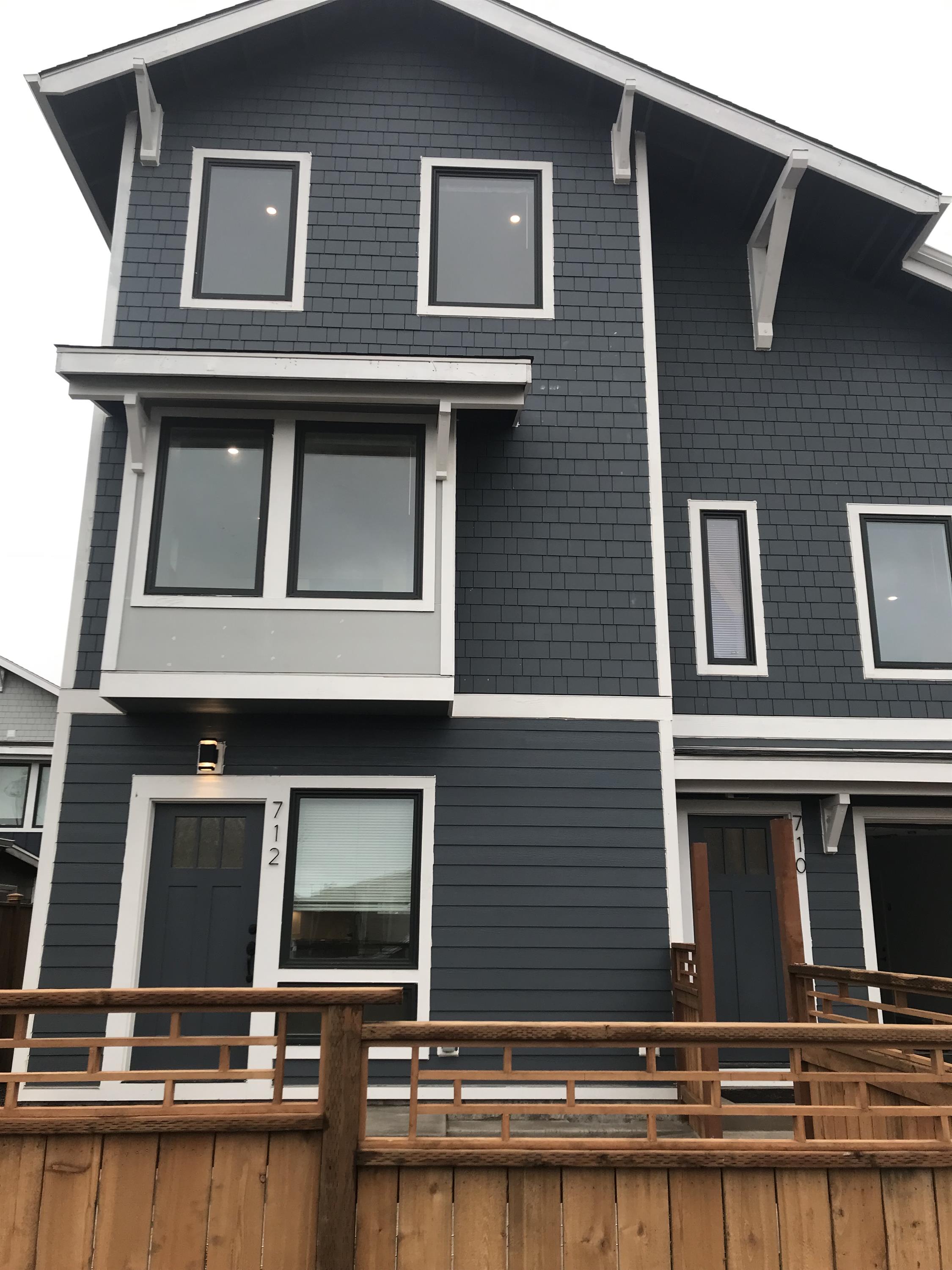 712 Northwest First Street - 1