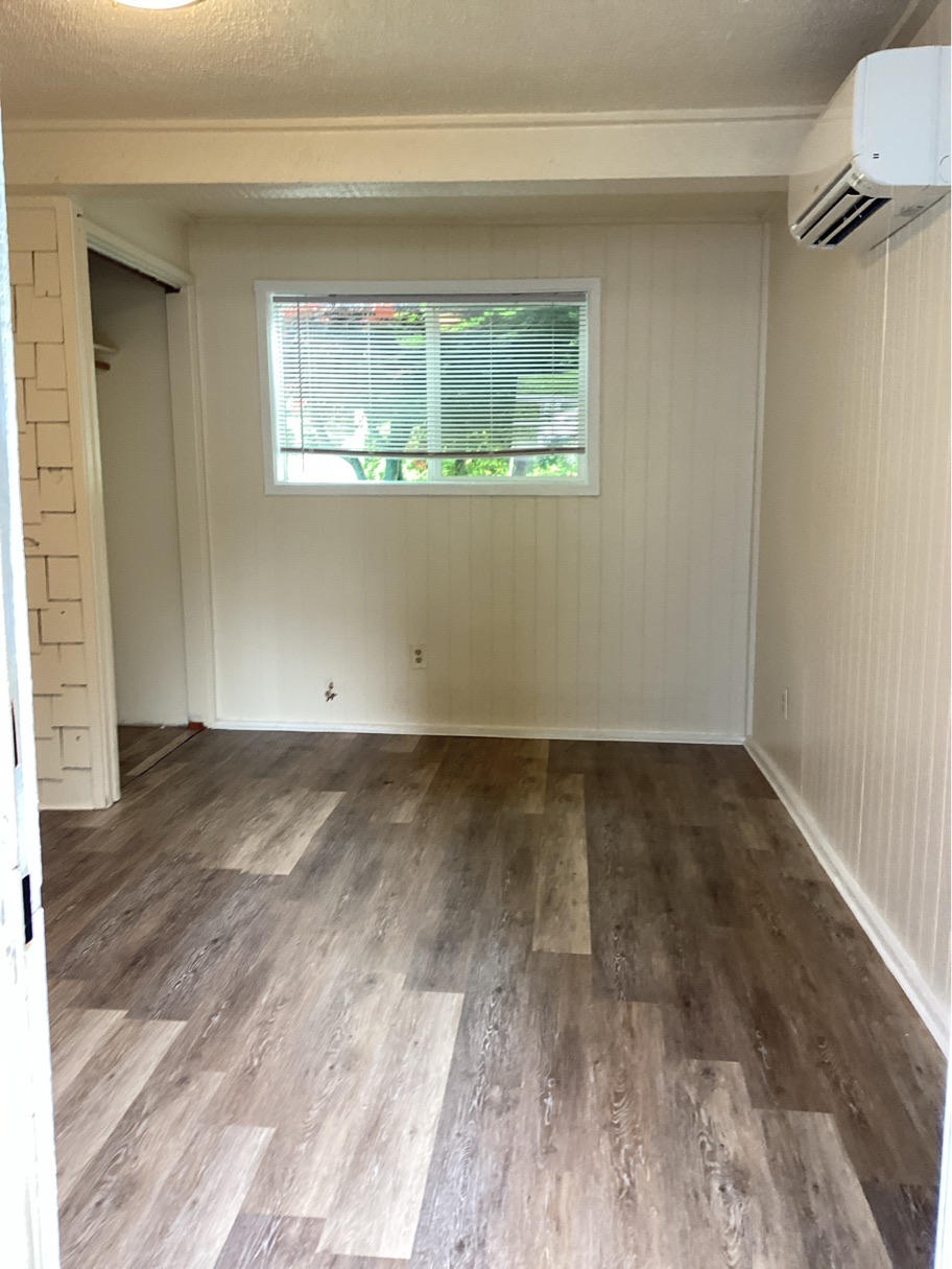 145 Northeast 1st Street *New* - 2