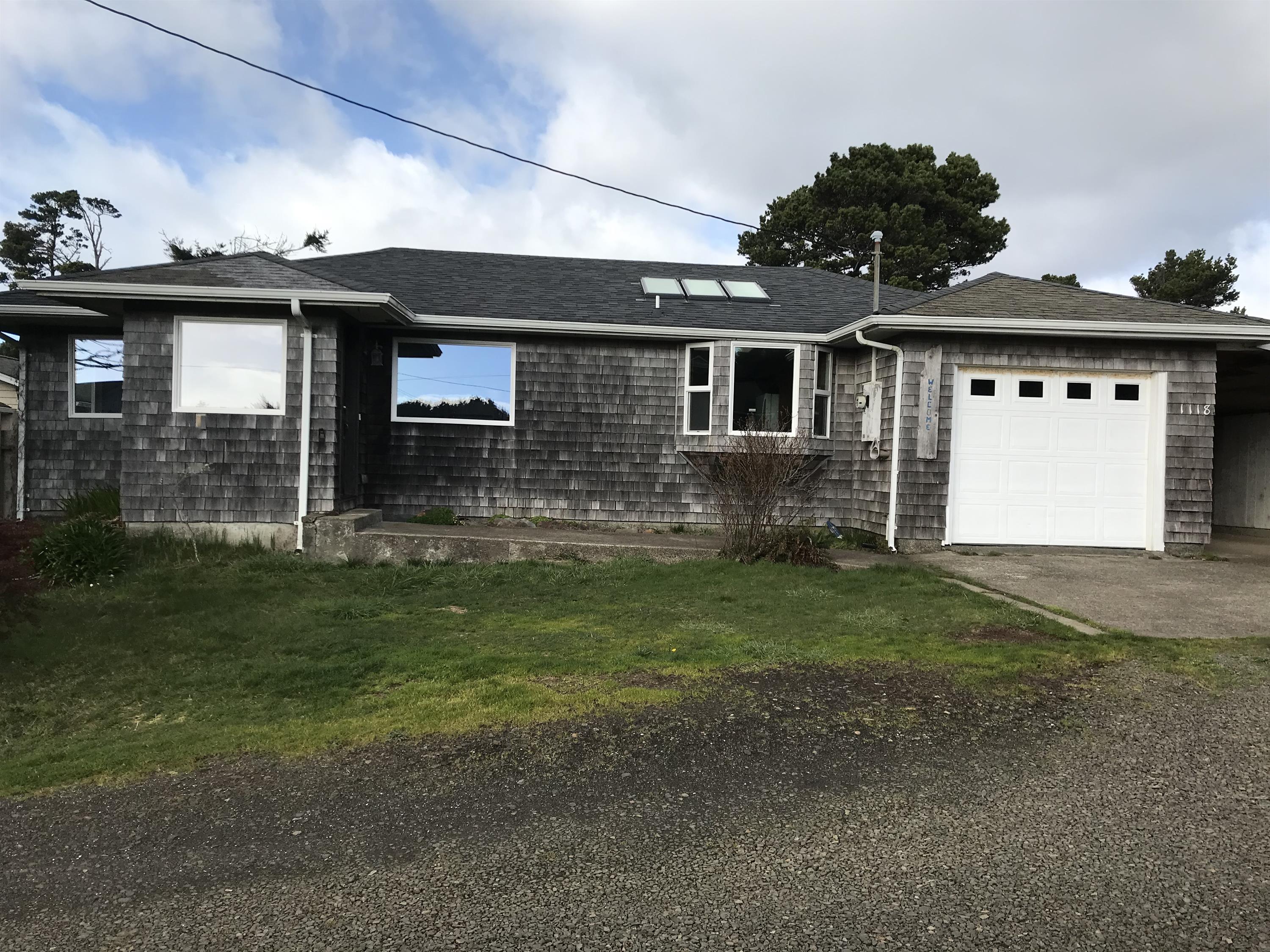 1118 Southwest Southmayd Lane